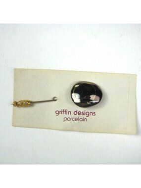 Vintage Griffin Designs Porcelain Brooch Stick Pin Gold Tone Clasp